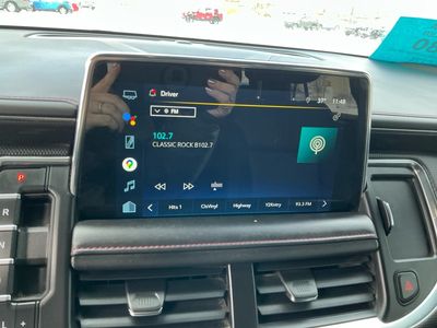2022 Chevrolet Tahoe — photo 13 view