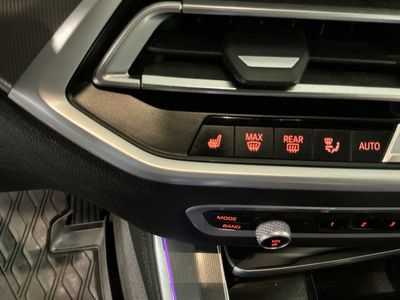 2019 BMW X5 — photo 9 view