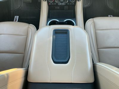 2021 Chevrolet Tahoe — photo 10 view