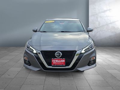 2019 Nissan Altima — front three-quarter view
