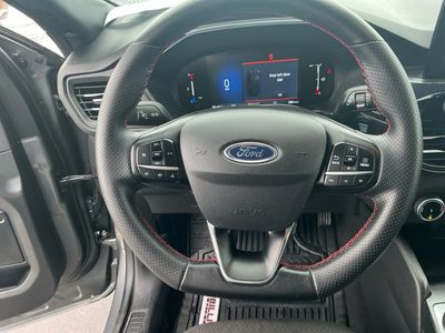2025 Ford Escape — photo 11 view