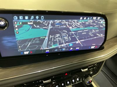 2026 Chevrolet Suburban — photo 14 view