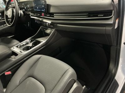 2026 Kia Carnival Hybrid - Photo 13