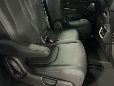 2026 Kia Carnival Hybrid - Photo 15