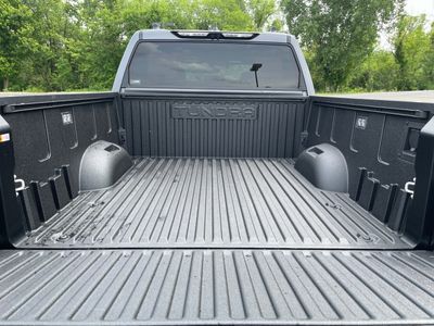 2025 Toyota Tundra 4WD — photo 15 view