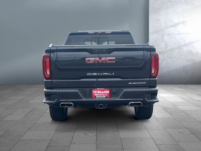 2022 GMC Sierra 1500 — interior view