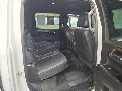 2023 Chevrolet Silverado 1500 — photo 13 view