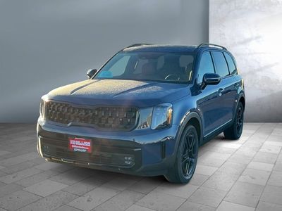 2025 Kia Telluride — front three-quarter view