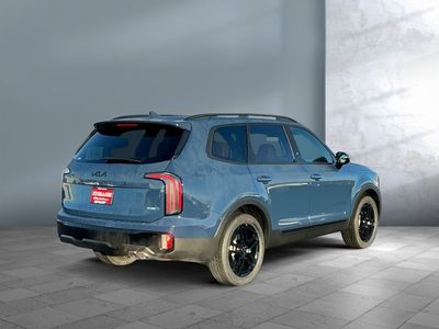 2025 Kia Telluride — rear three-quarter view