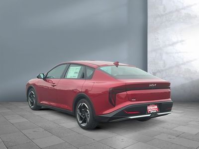 2025 Kia K4 - Photo 3