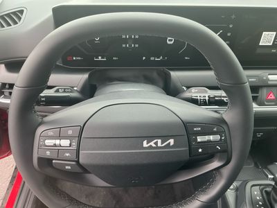 2025 Kia K4 - Photo 7