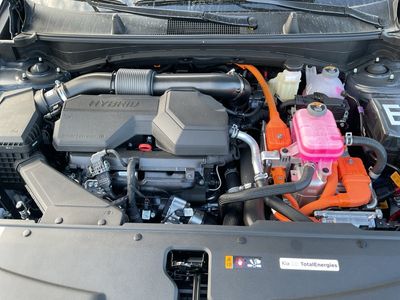 2026 Kia Sportage Hybrid — detail view