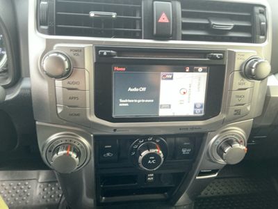2018 Toyota 4Runner — photo 15 view