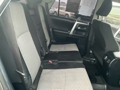 2018 Toyota 4Runner — photo 7 view