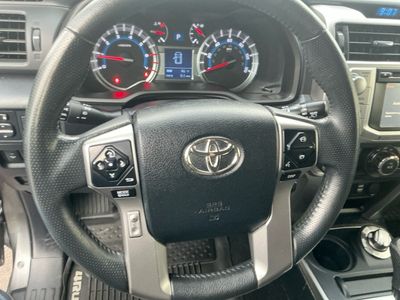 2018 Toyota 4Runner — photo 8 view