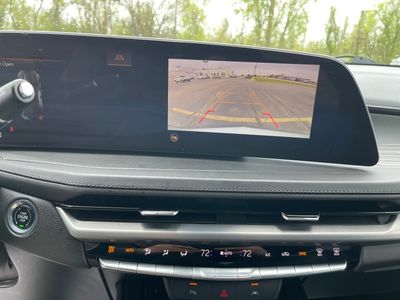 2024 Cadillac XT4 — photo 12 view