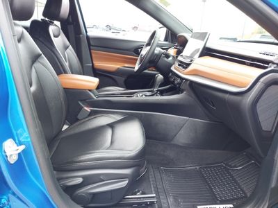 2024 Jeep Compass - Photo 12