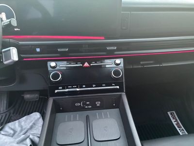 2026 Hyundai Santa Fe Hybrid - Photo 9