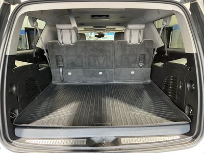 2016 Chevrolet Suburban — photo 15 view
