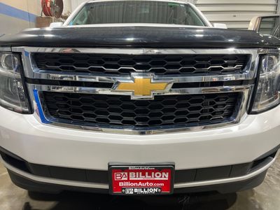 2016 Chevrolet Suburban — photo 8 view