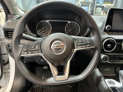2023 Nissan Sentra — photo 14 view