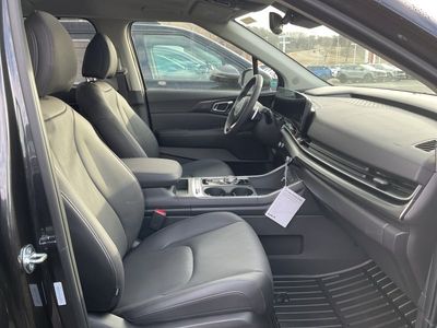 2026 Kia Carnival Hybrid — photo 8 view