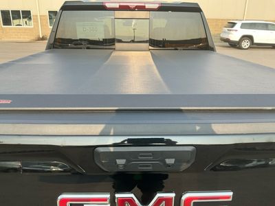 2023 GMC Sierra 1500 — detail view