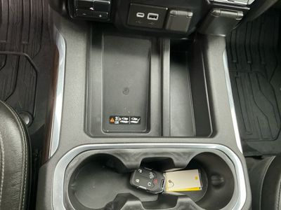 2020 GMC Sierra 1500 — photo 12 view
