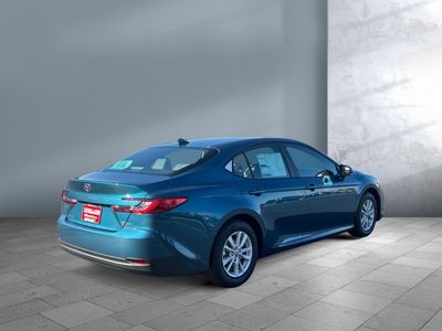 2026 Toyota Camry - Photo 2