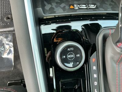 2026 Chevrolet Colorado — photo 11 view