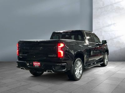 2022 Chevrolet Silverado 1500 - Photo 2