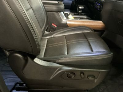 2022 Chevrolet Silverado 1500 - Photo 9