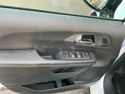 2026 Chrysler Pacifica — photo 15 view