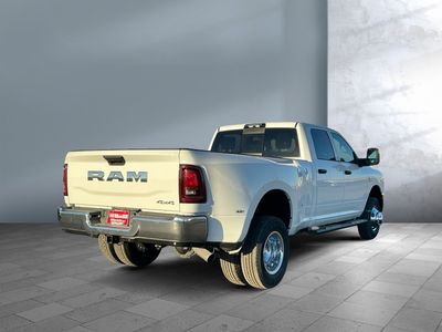 2026 Ram 3500 - Photo 2