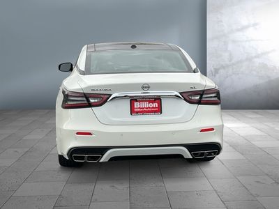 2023 Nissan Maxima — detail view
