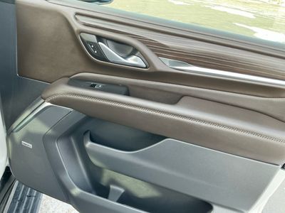 2022 GMC Yukon XL — photo 11 view