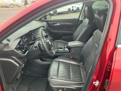 2022 Buick Envision — photo 8 view