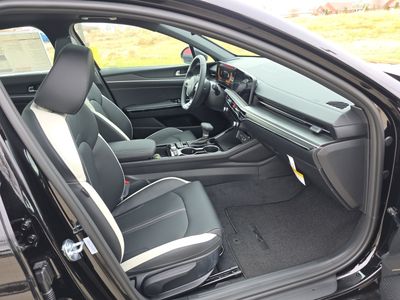 2026 Kia K5 — photo 7 view
