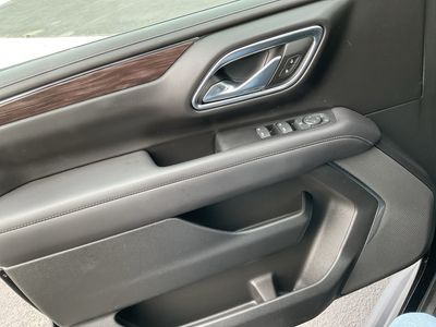 2024 Chevrolet Tahoe — photo 15 view