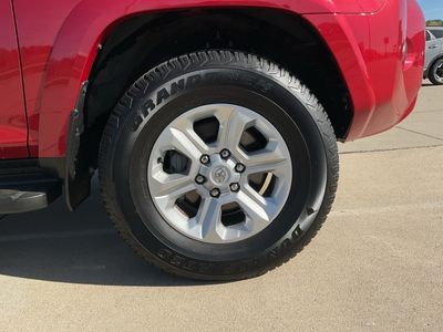 2024 Toyota 4Runner — photo 14 view