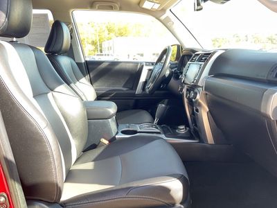 2024 Toyota 4Runner — photo 10 view