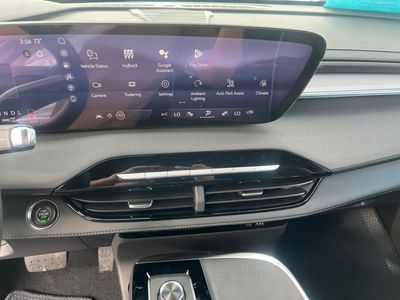 2026 Buick Enclave — photo 8 view