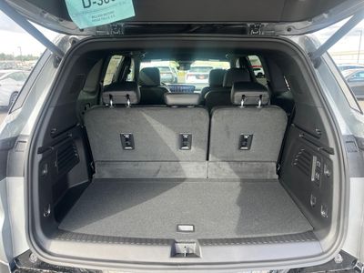 2026 Buick Enclave — photo 9 view