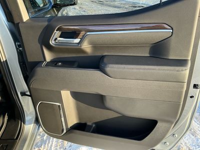2026 Chevrolet Silverado 1500 — photo 15 view