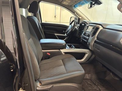 2017 Nissan Titan XD - Photo 14