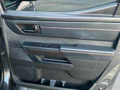 2024 Toyota Tundra 4WD — photo 14 view