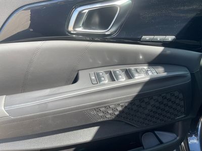 2026 Kia Carnival — photo 11 view
