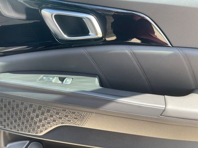 2026 Kia Carnival — photo 15 view
