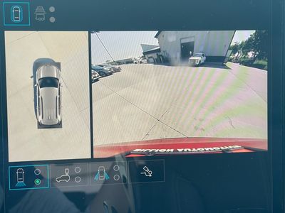 2026 GMC Acadia — photo 13 view