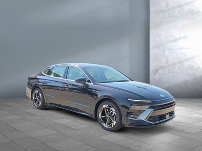 2026 Hyundai Sonata - Photo 2